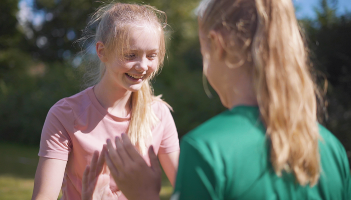 Timeline.00 00 18 15.Still004